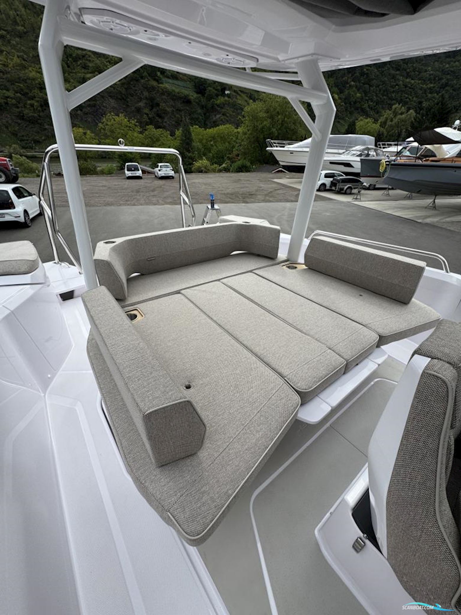 Axopar 29 Sun-Top - Reserviert zu Besichtigen-