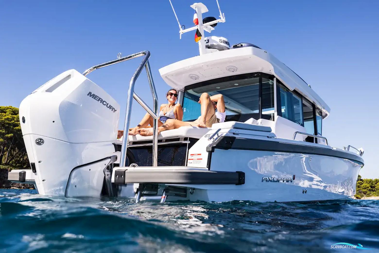 AXOPAR 29 XC Cross Cabin