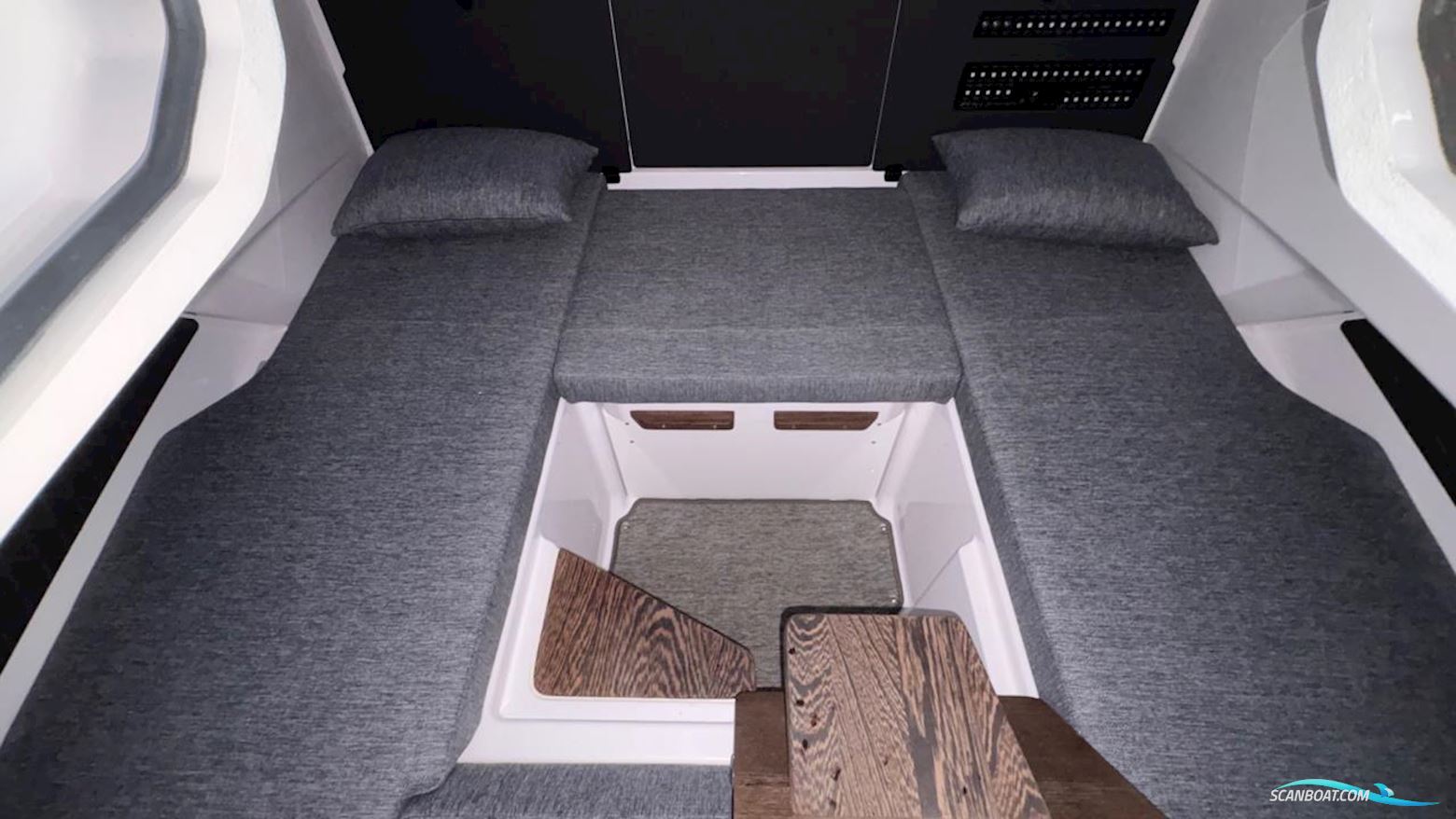 AXOPAR 29 XC Cross Cabin