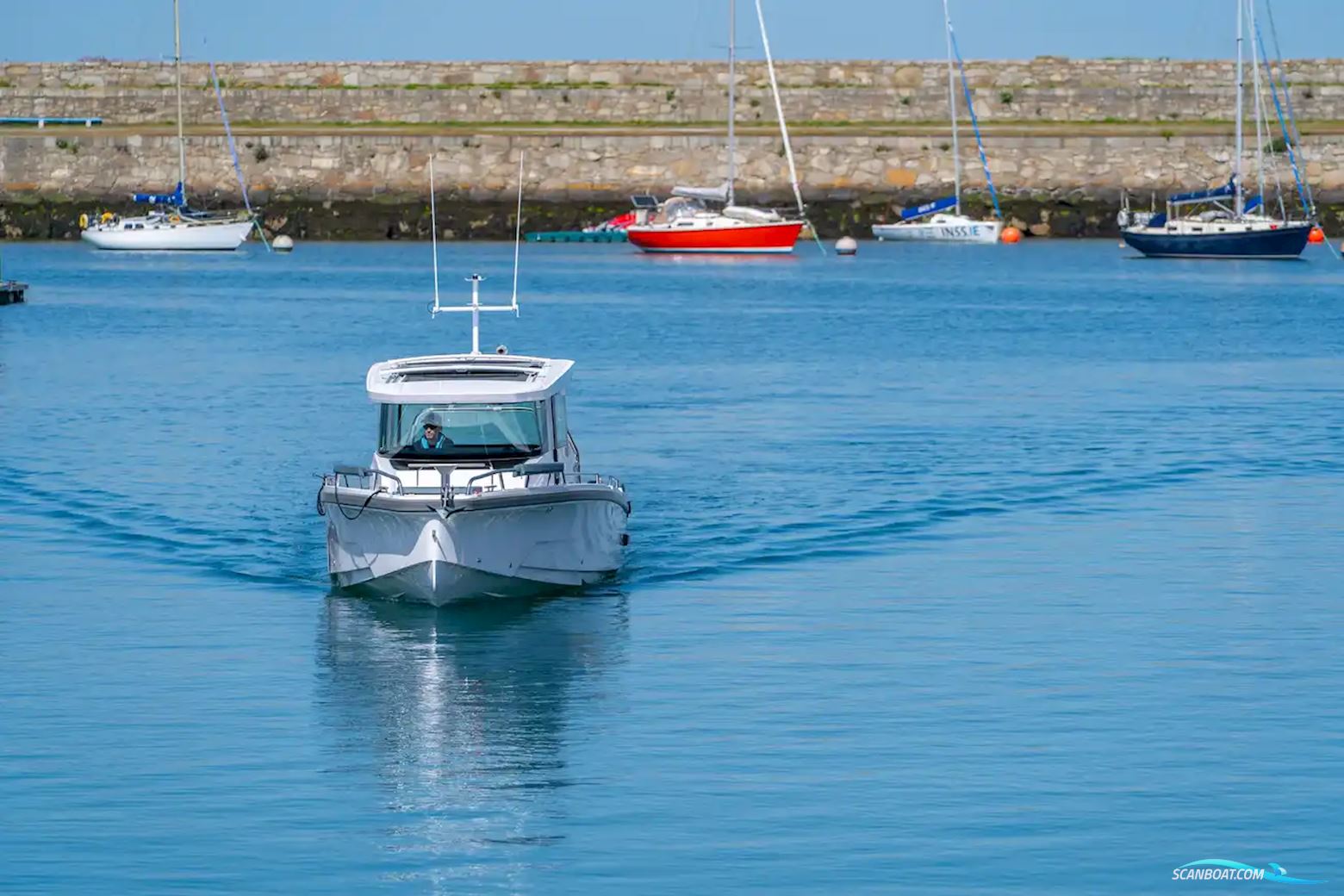 Axopar 29 XC Cross Cabin