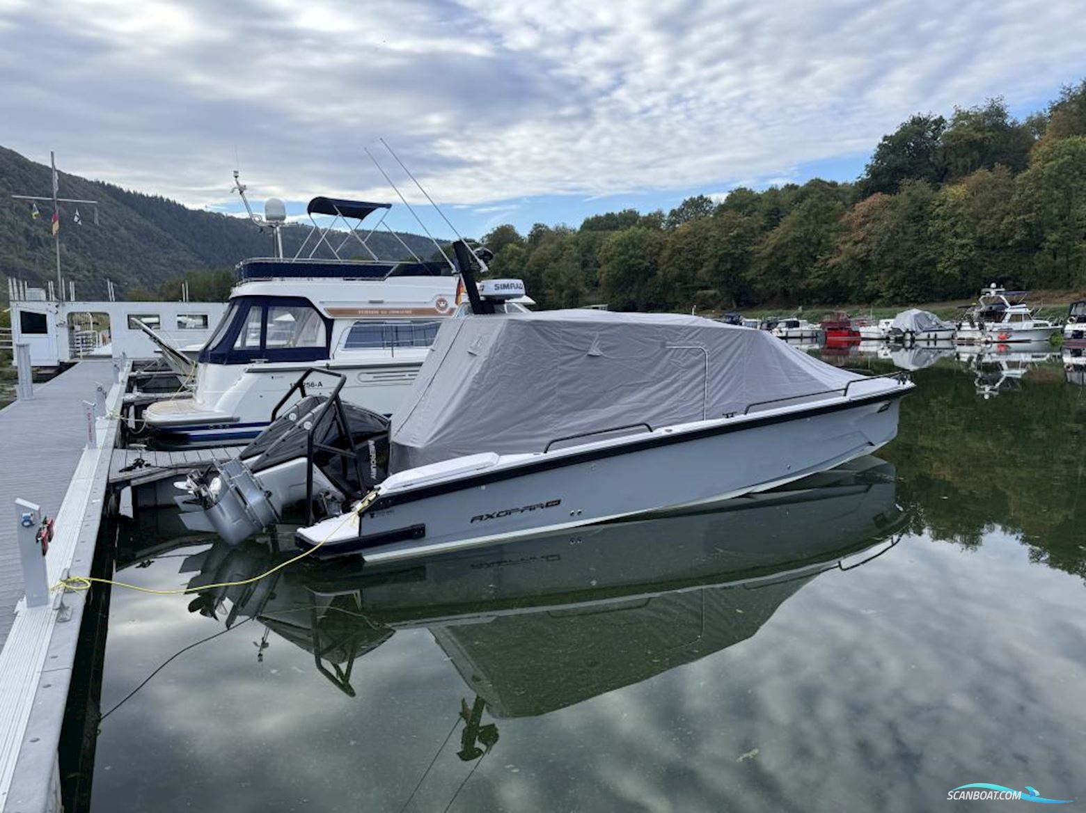 AXOPAR 29 XC Cross Cabin