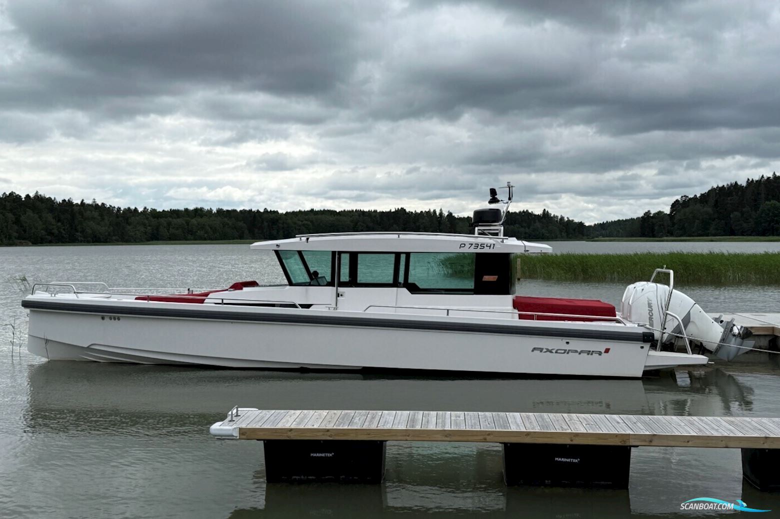 Axopar 37 AC Motorboot 2019, mit Mercury motor, Sweden