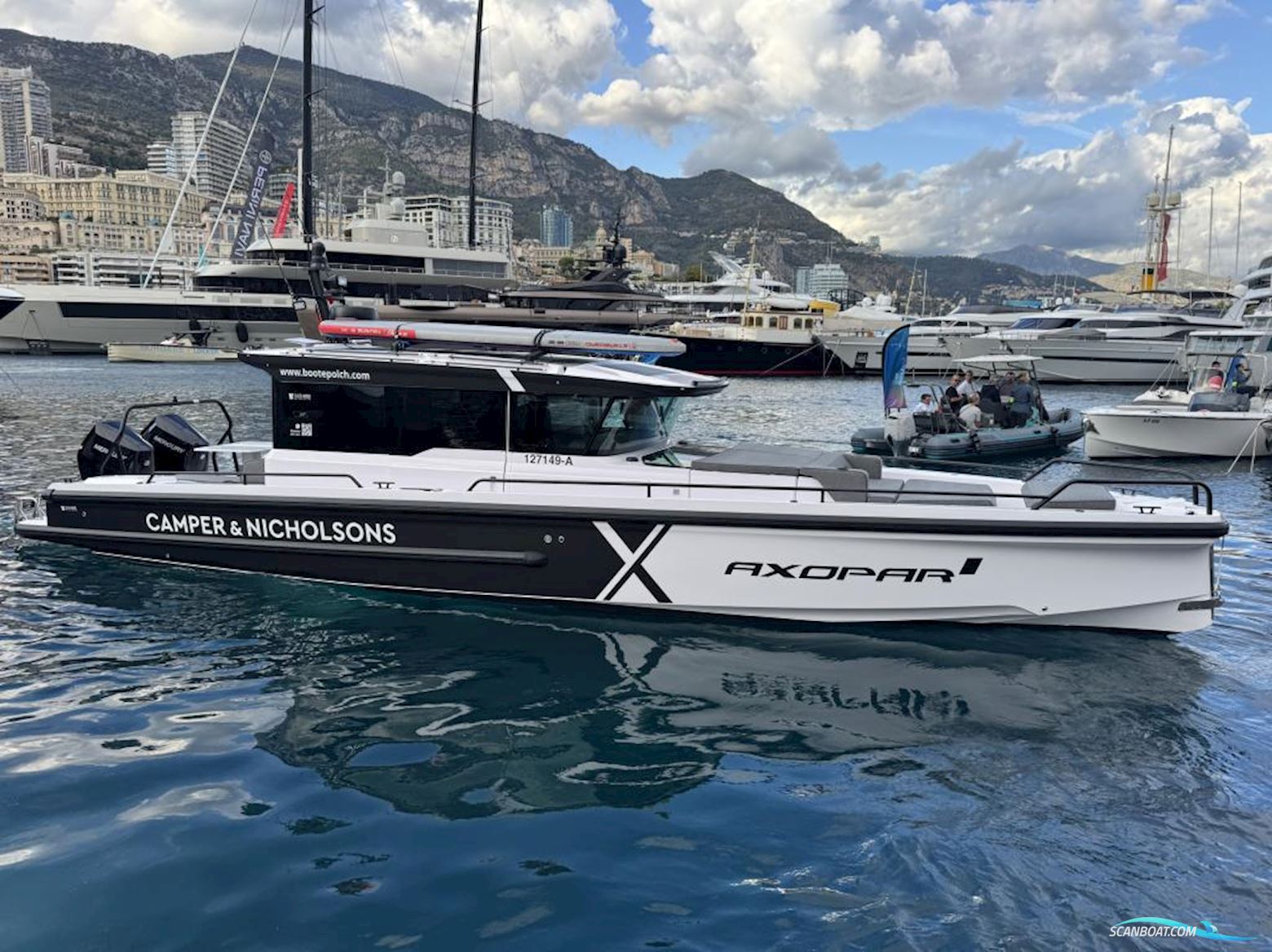 Axopar 37 Cross Cabin - Reserviert