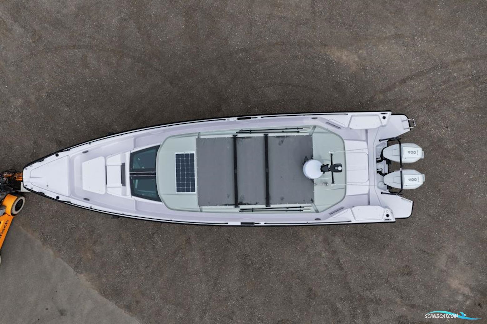 AXOPAR 37 Cross Cabin - U-Sofa