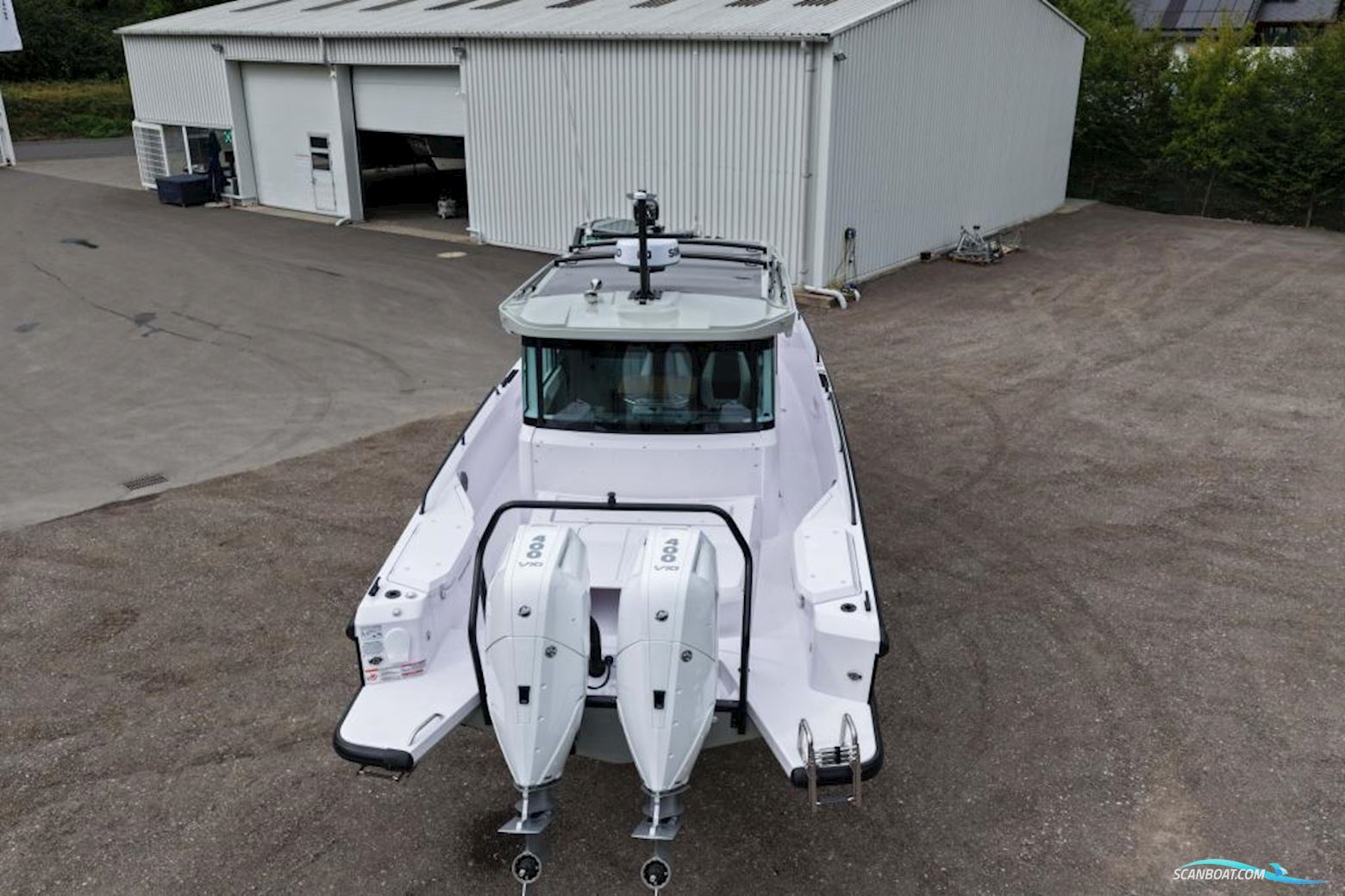 AXOPAR 37 Cross Cabin - U-Sofa