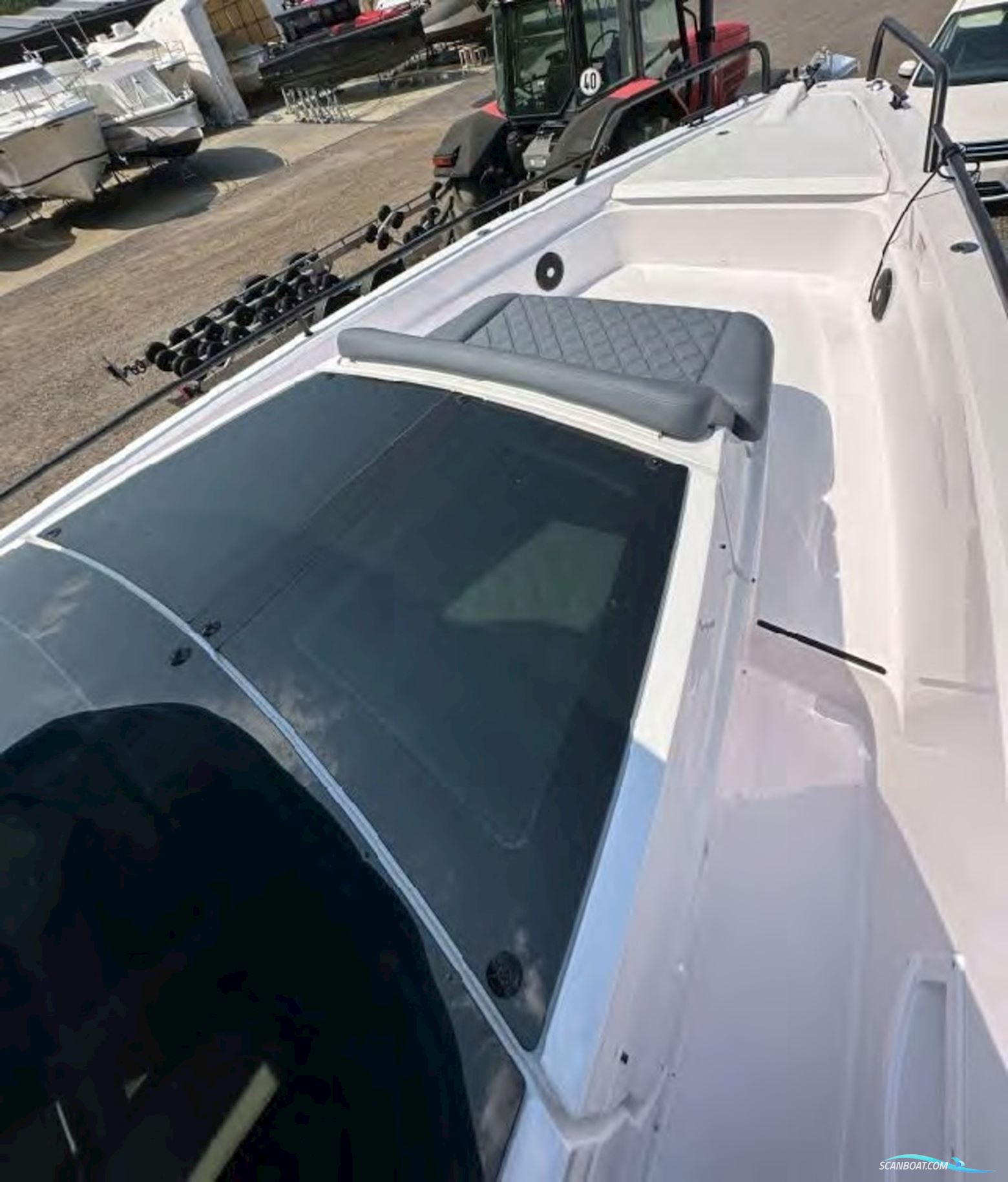 Axopar 37 Cross Cabin Brabus Line