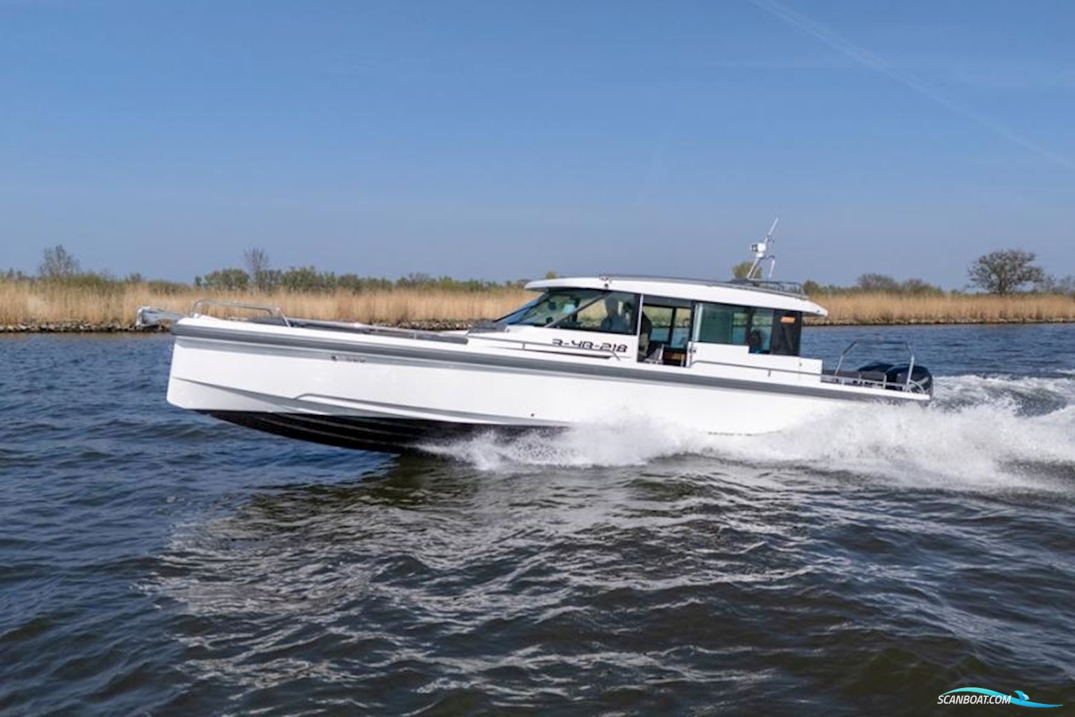 Axopar 37 Sports Cabin Motorboot 2018, mit Mercury Verado 350 pk. motor, Niederlande