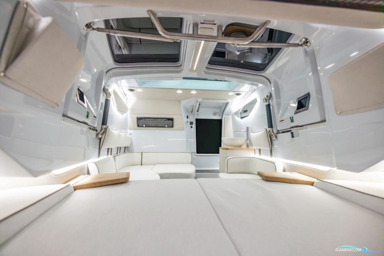 AXOPAR 37 Sun Top - Iconic Edition