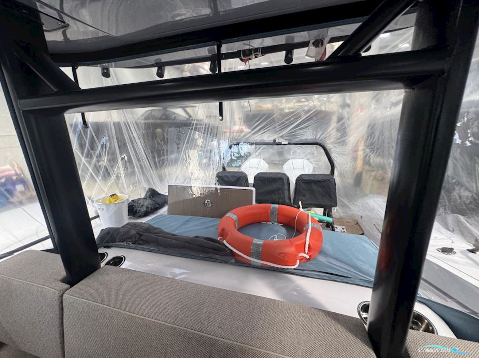 AXOPAR 37 Sun-Top - Lifting Points