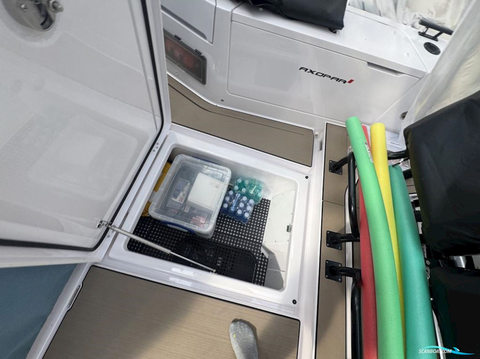 AXOPAR 37 Sun-Top - Lifting Points