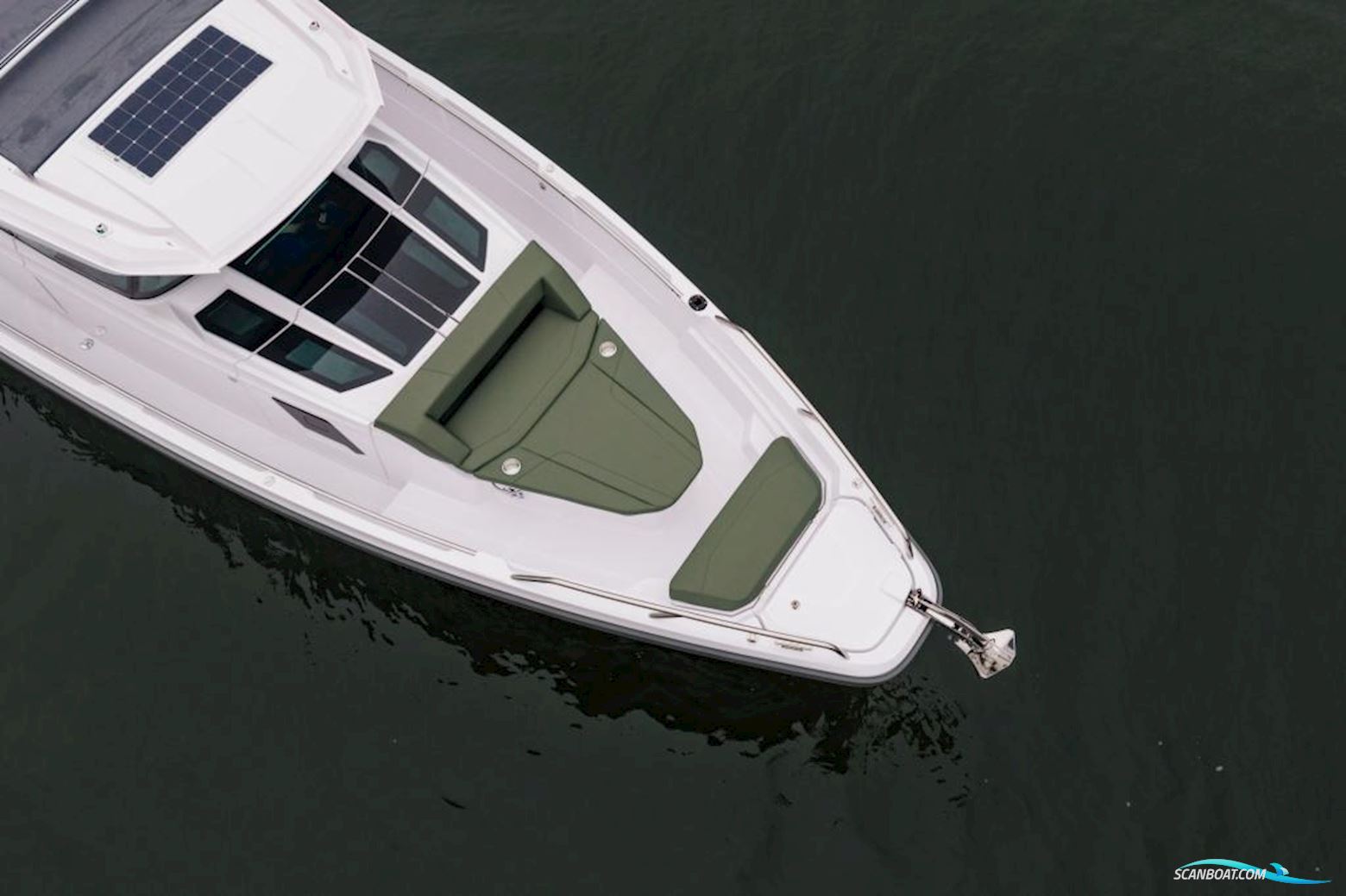 Axopar 38 Cross Cabin