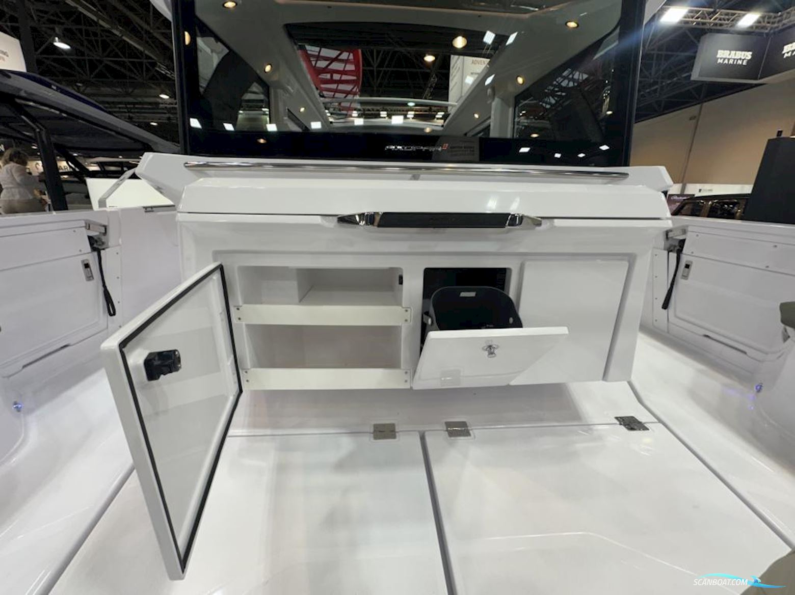 Axopar 38 Cross Cabin