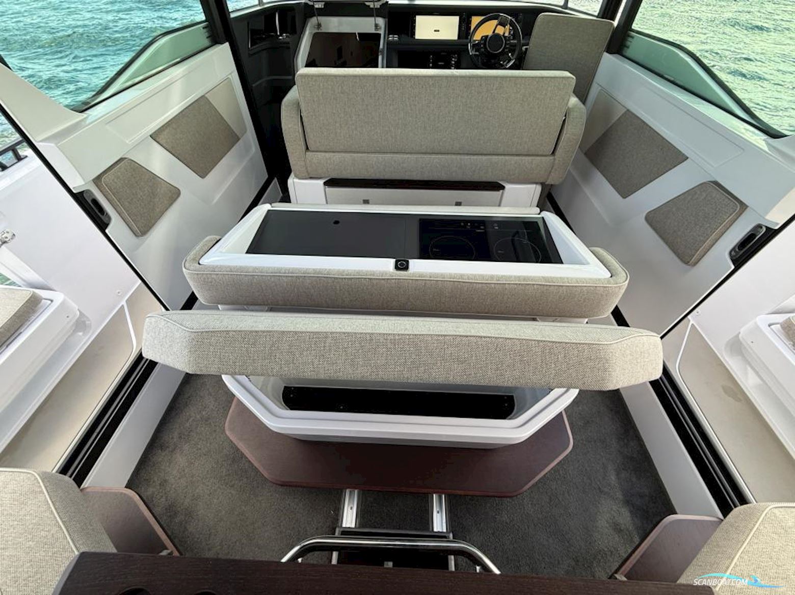 AXOPAR 45 Cross Cabin - Aft Cabin