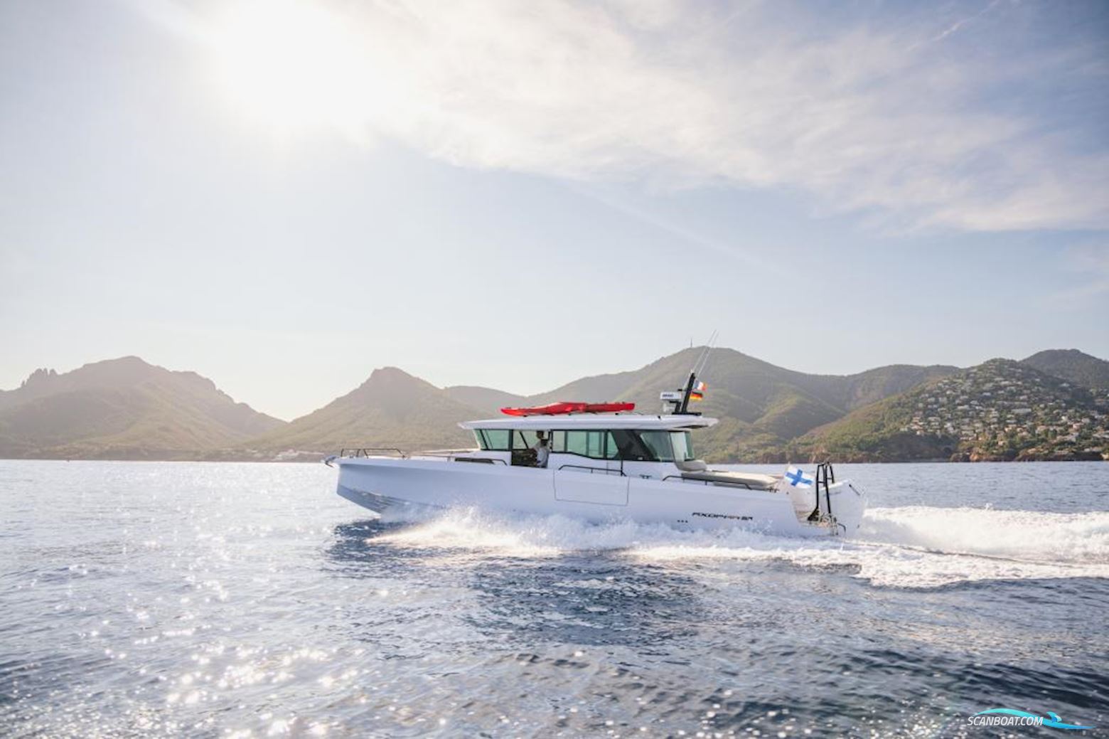 Axopar 45 Cross Cabin - Reserviert