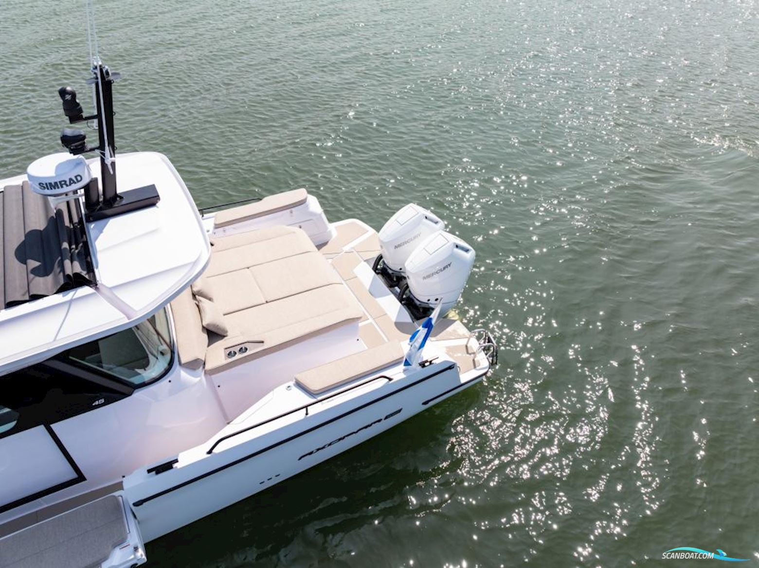 Axopar 45 Cross Cabin - Reserviert