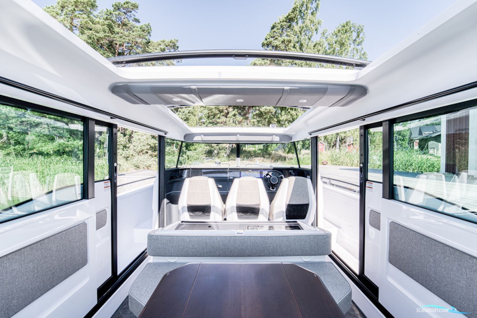 Axopar 45 Cross Cabin Brabus