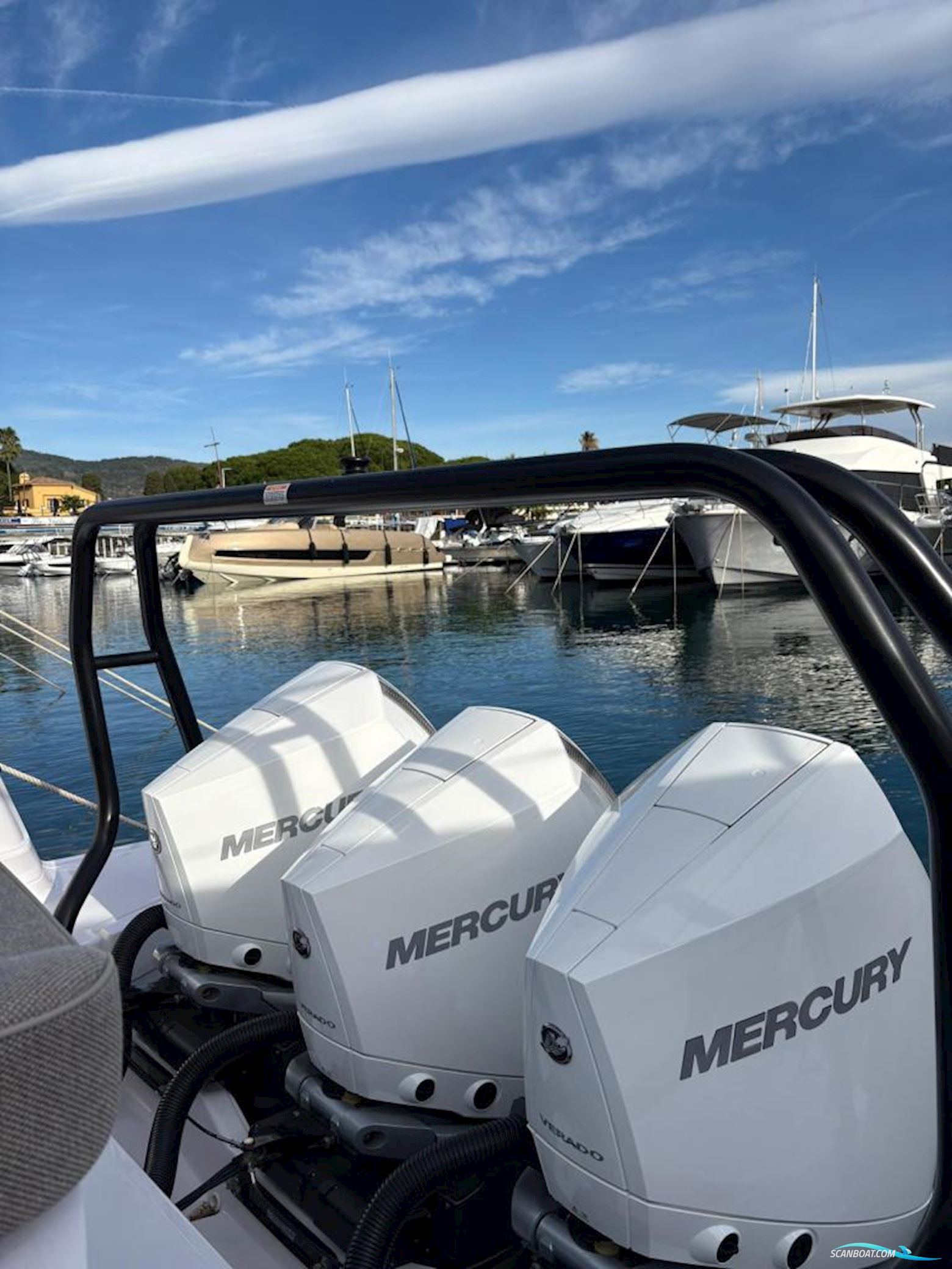 AXOPAR 45 Cross Cabin