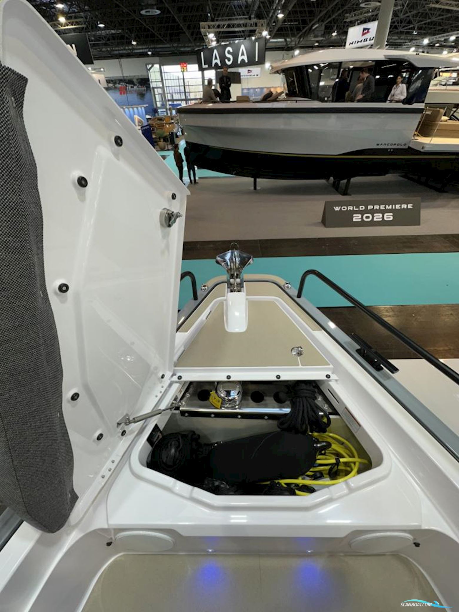 Axopar 45 Cross Cabin