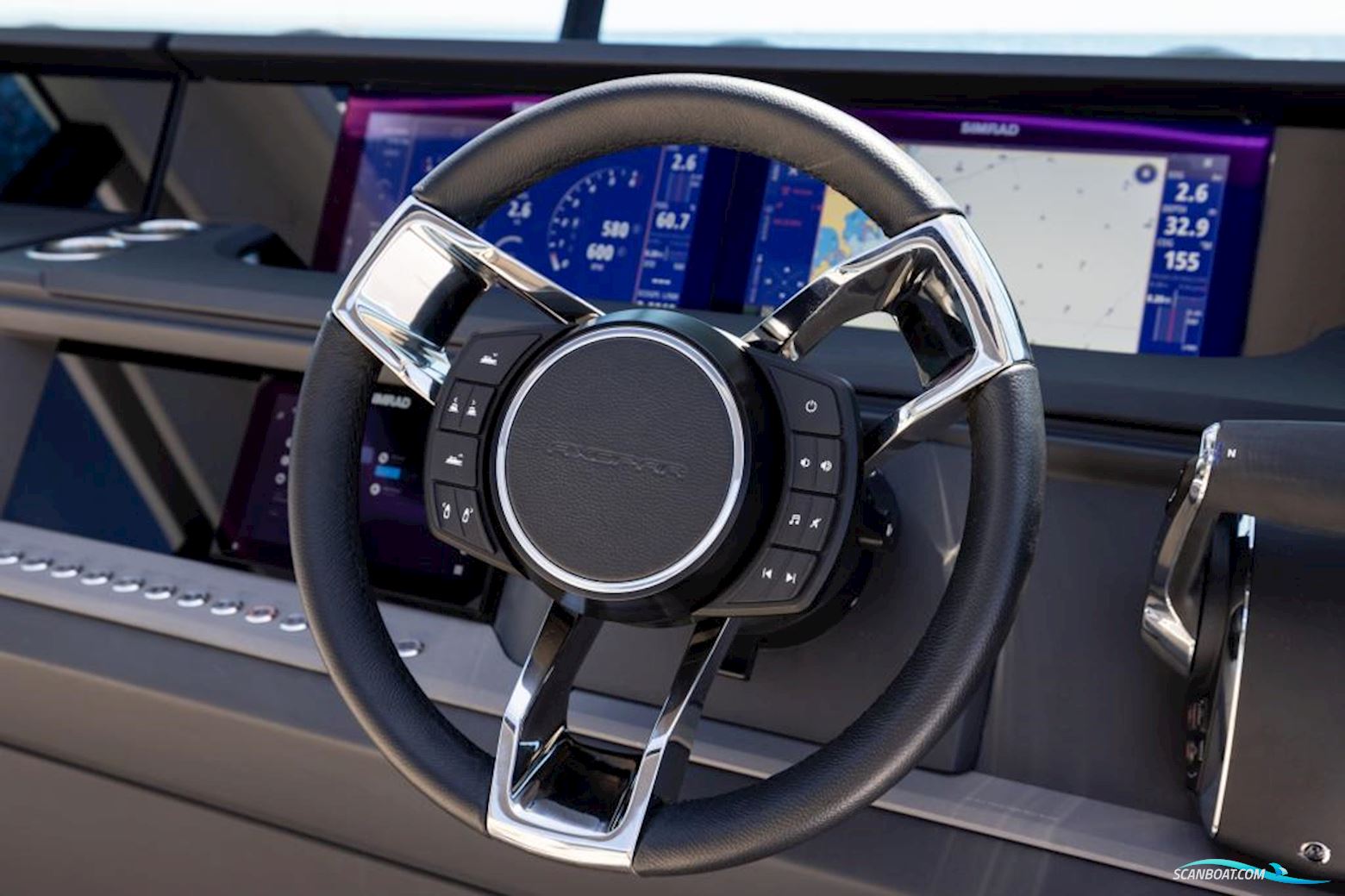 Axopar 45 XC Cross Cabin