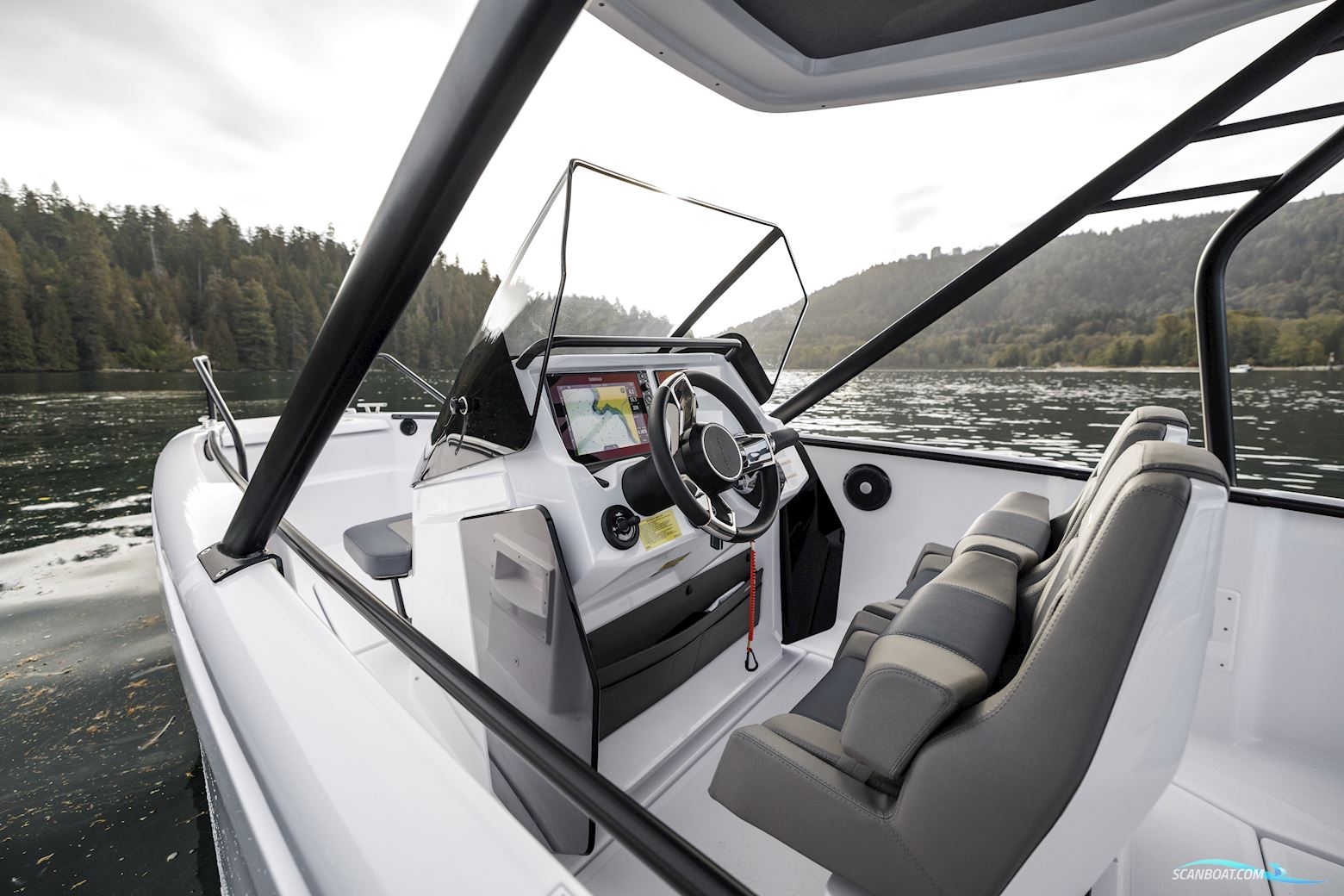 Axopar Yachts 22 T-Top