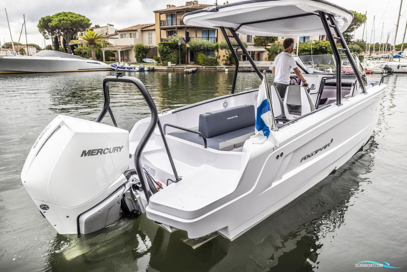 Axopar Yachts 25 Cross Top