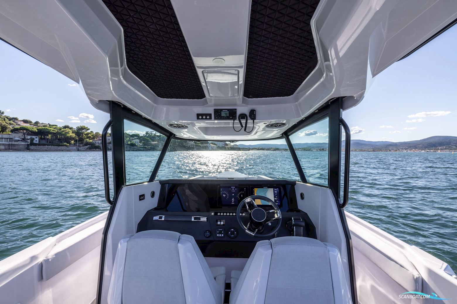 Axopar Yachts 29 CXX