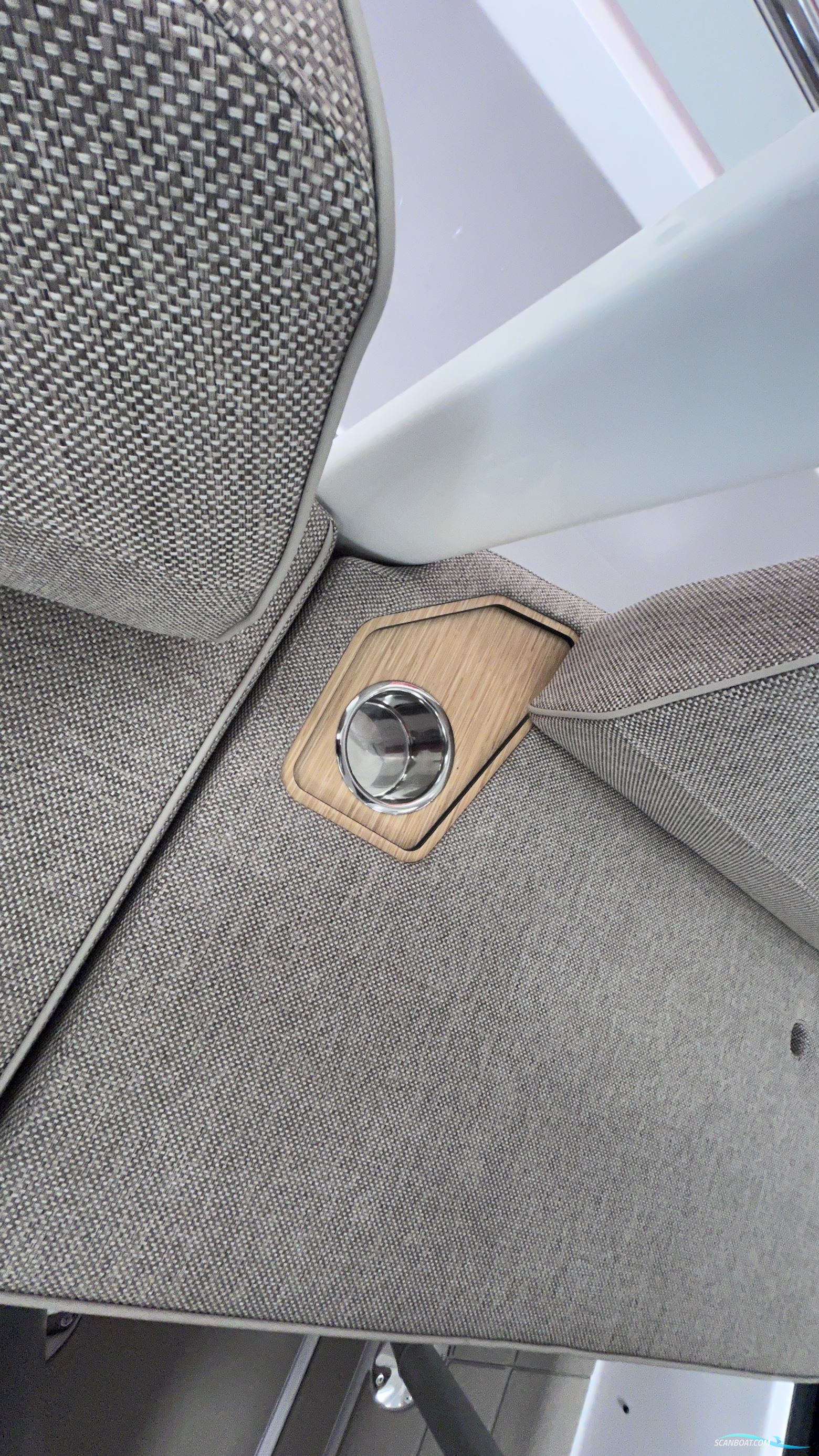 Axopar Yachts 29 Sun Top Mediterrana  Edition