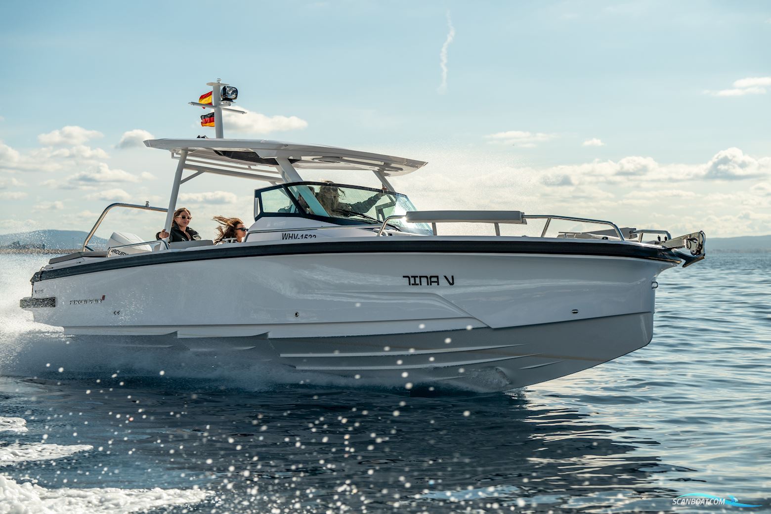 Axopar Yachts 29 Sun Top Mediterrana Edition