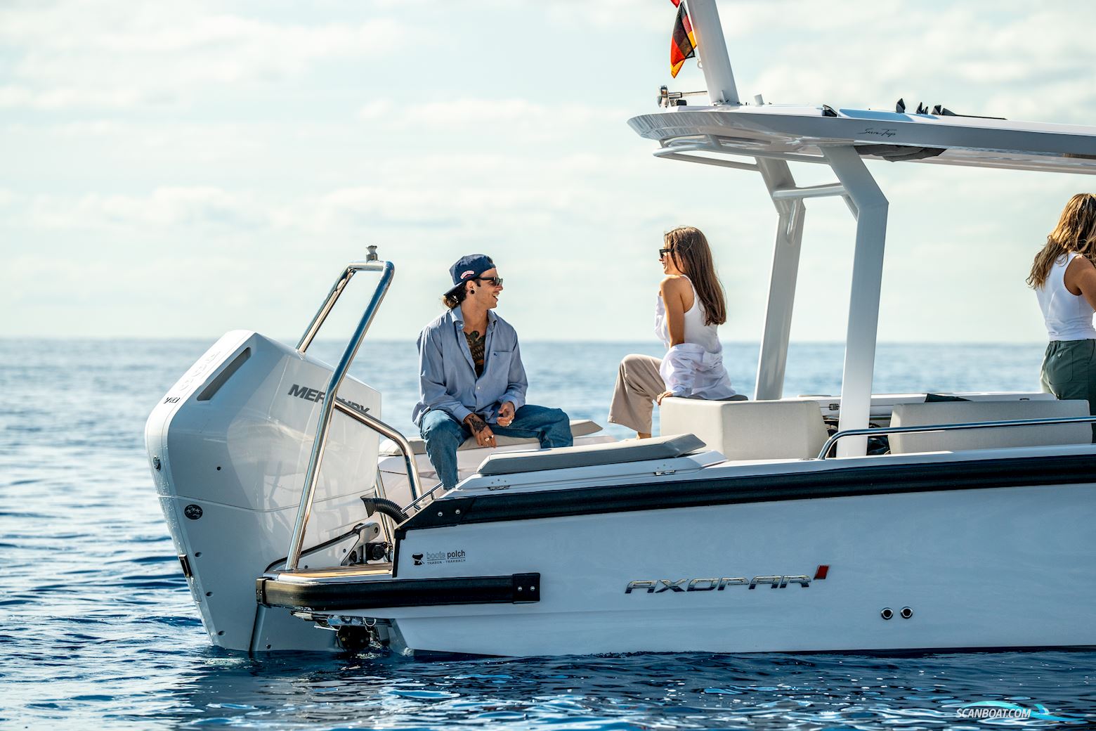 Axopar Yachts 29 Sun Top Mediterrana Edition