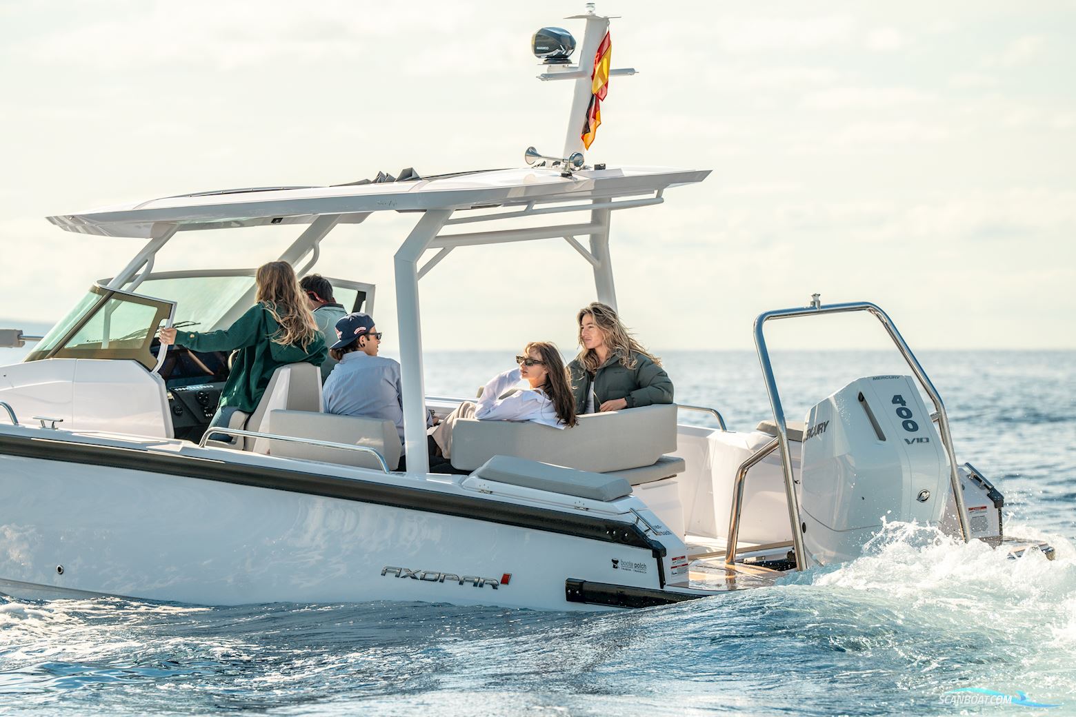 Axopar Yachts 29 Sun Top Mediterrana Edition
