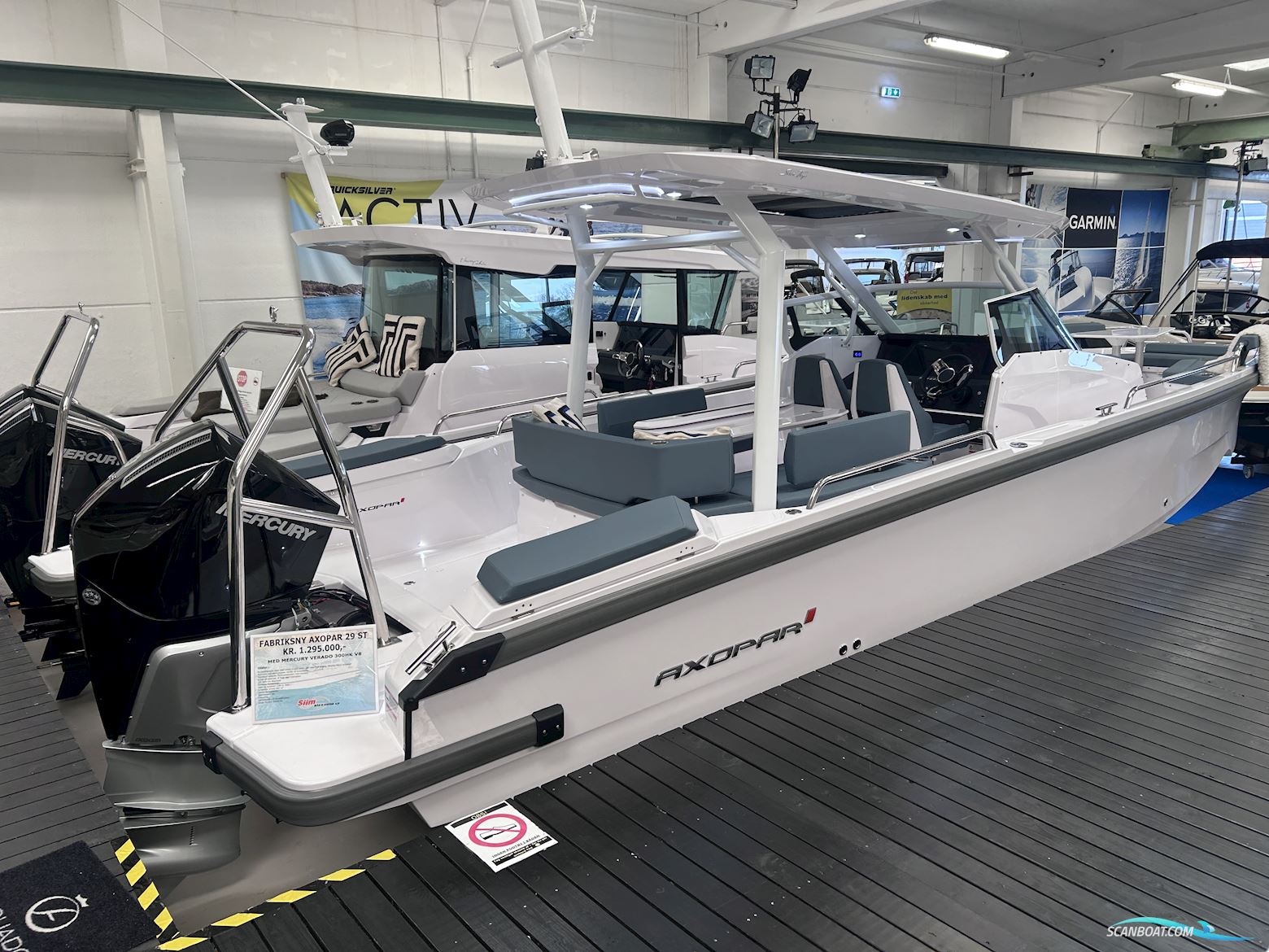 Axopar Yachts 29 Sun Top Motorboot 2025, mit Mercury Verado 300 hk motor, Dänemark