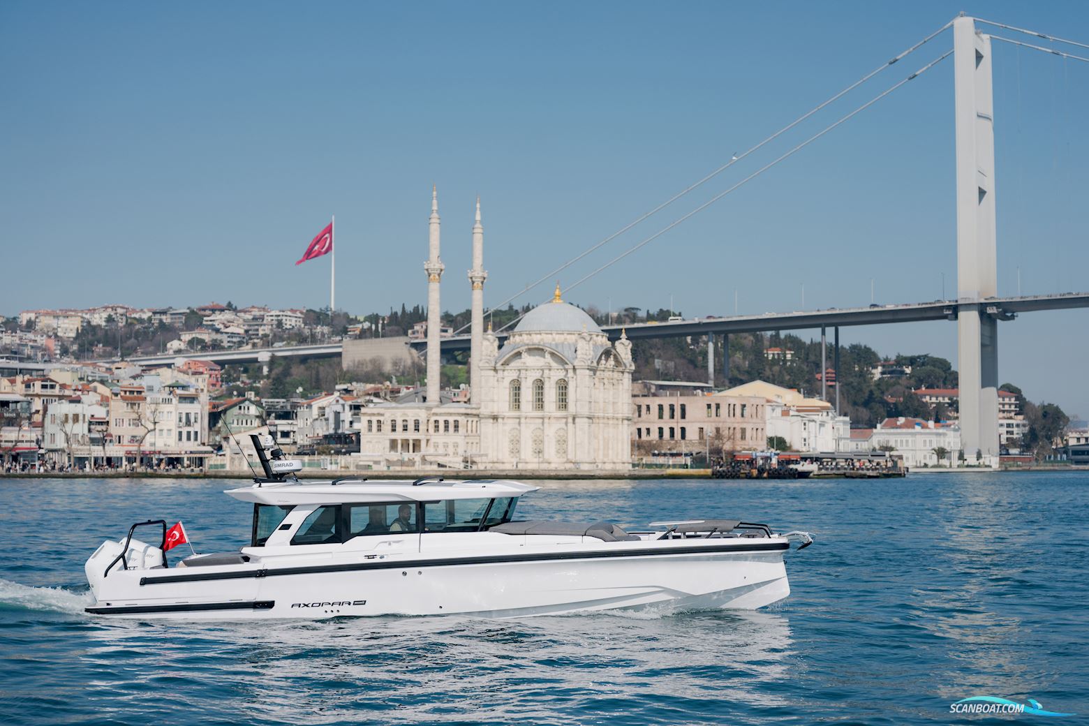 Axopar Yachts Axopar 38 XC Cross Cabin
