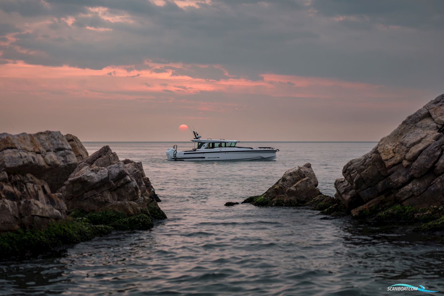 Axopar Yachts Axopar 38 XC Cross Cabin