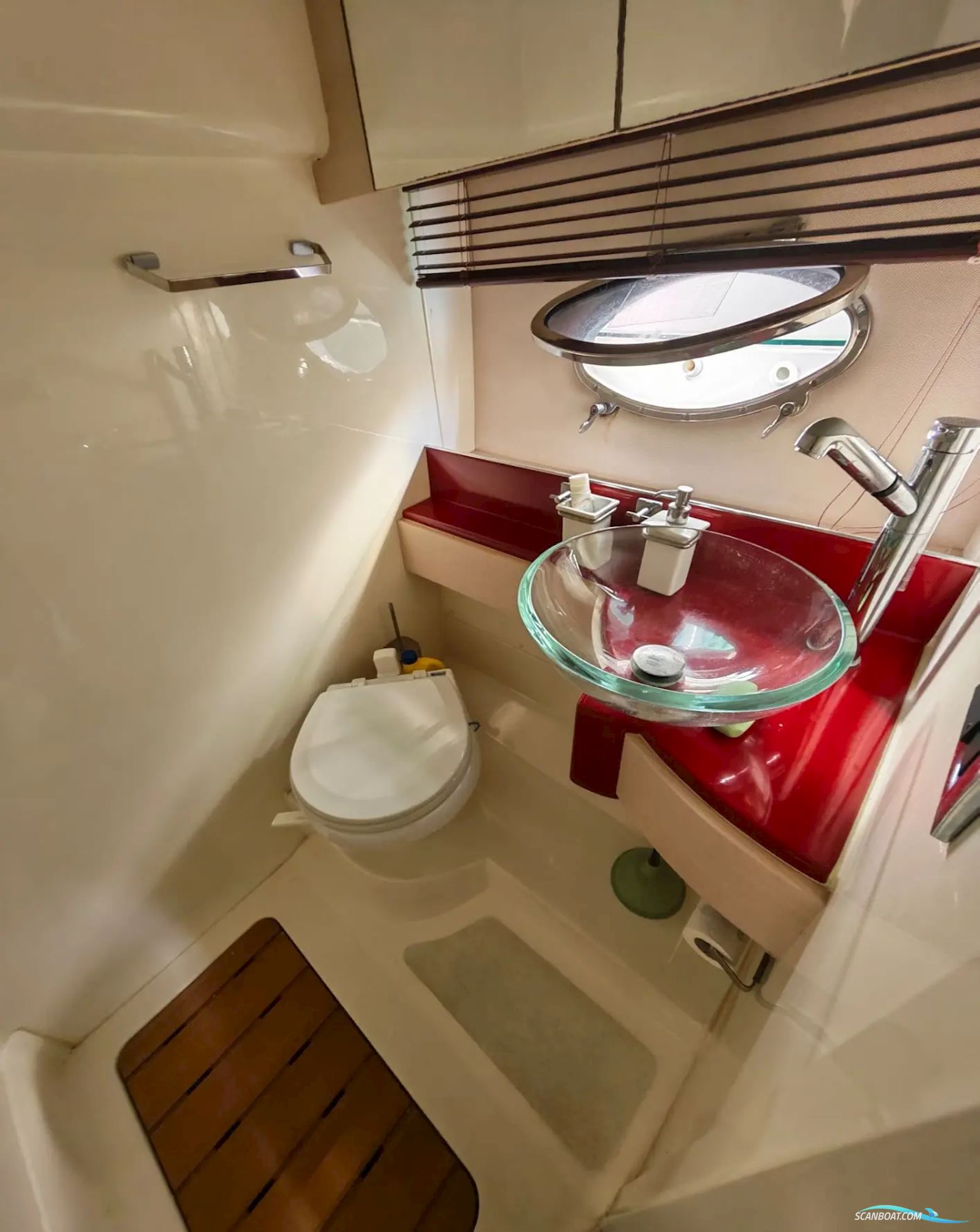 Azimut 39