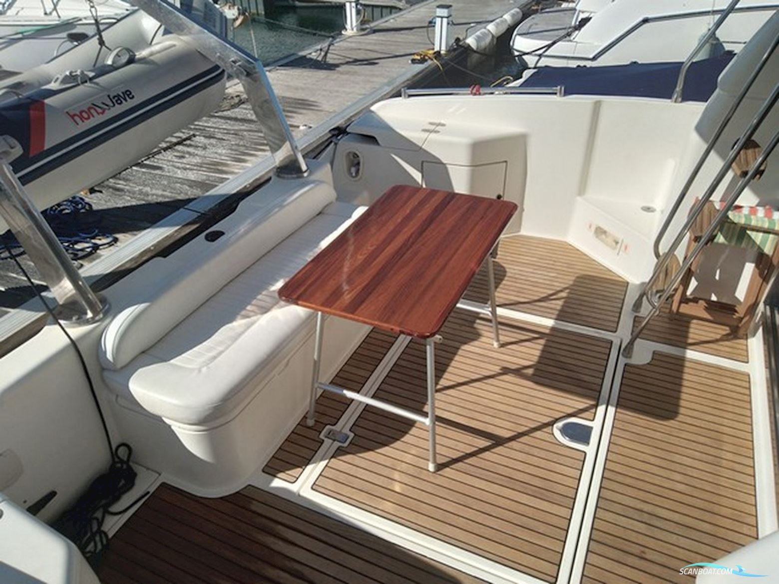 Azimut 40
