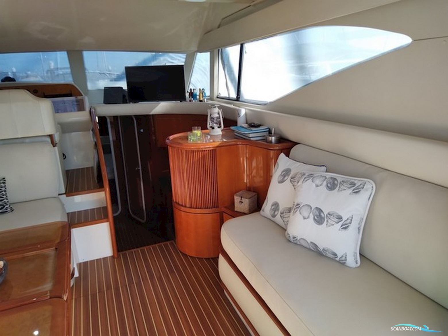 Azimut 40