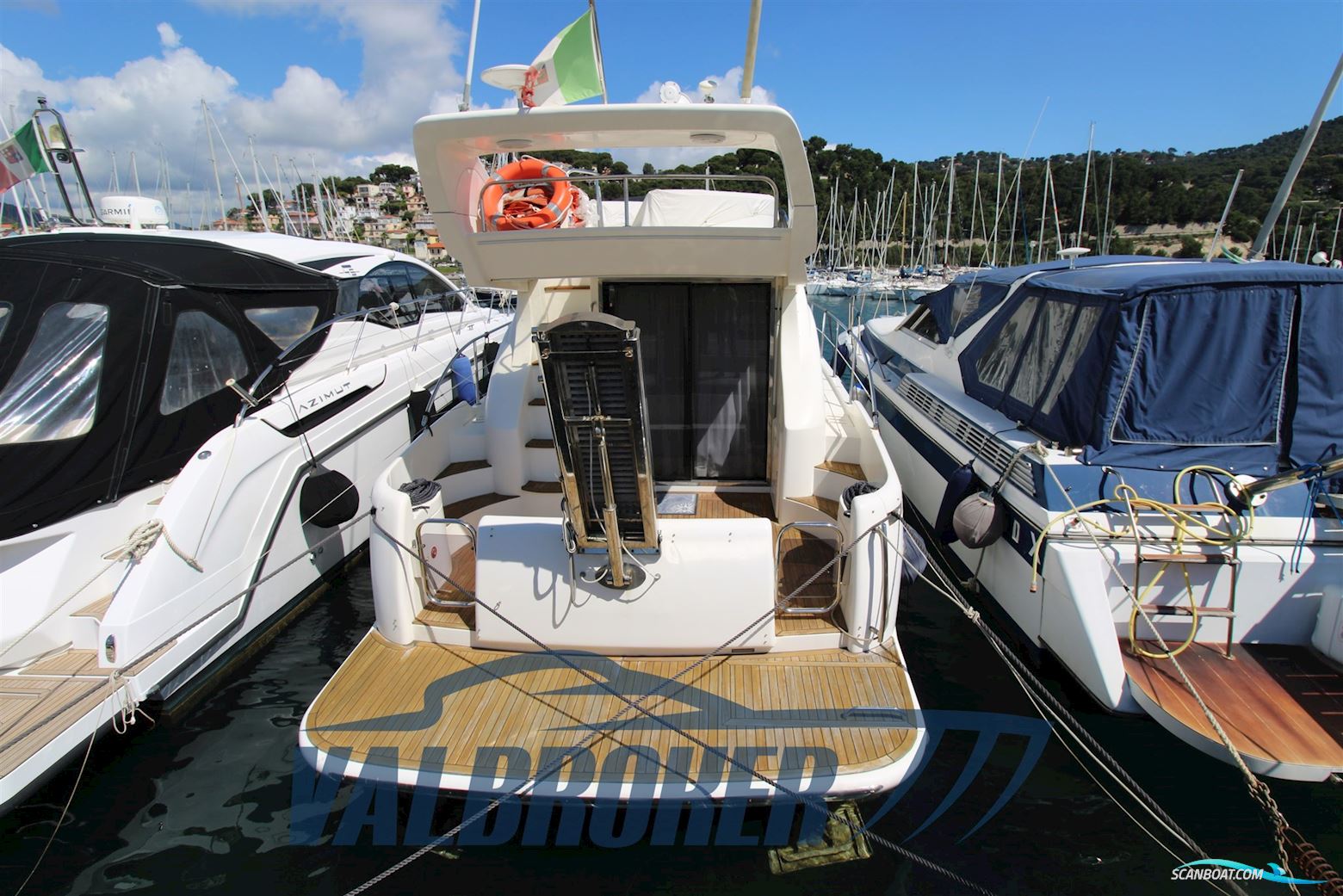 Azimut 42