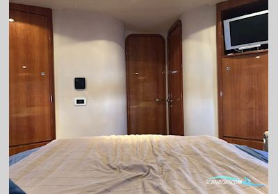 Azimut 42 Motorboot 2003, mit Caterpillar 3126 Dita motor, Kroatien
