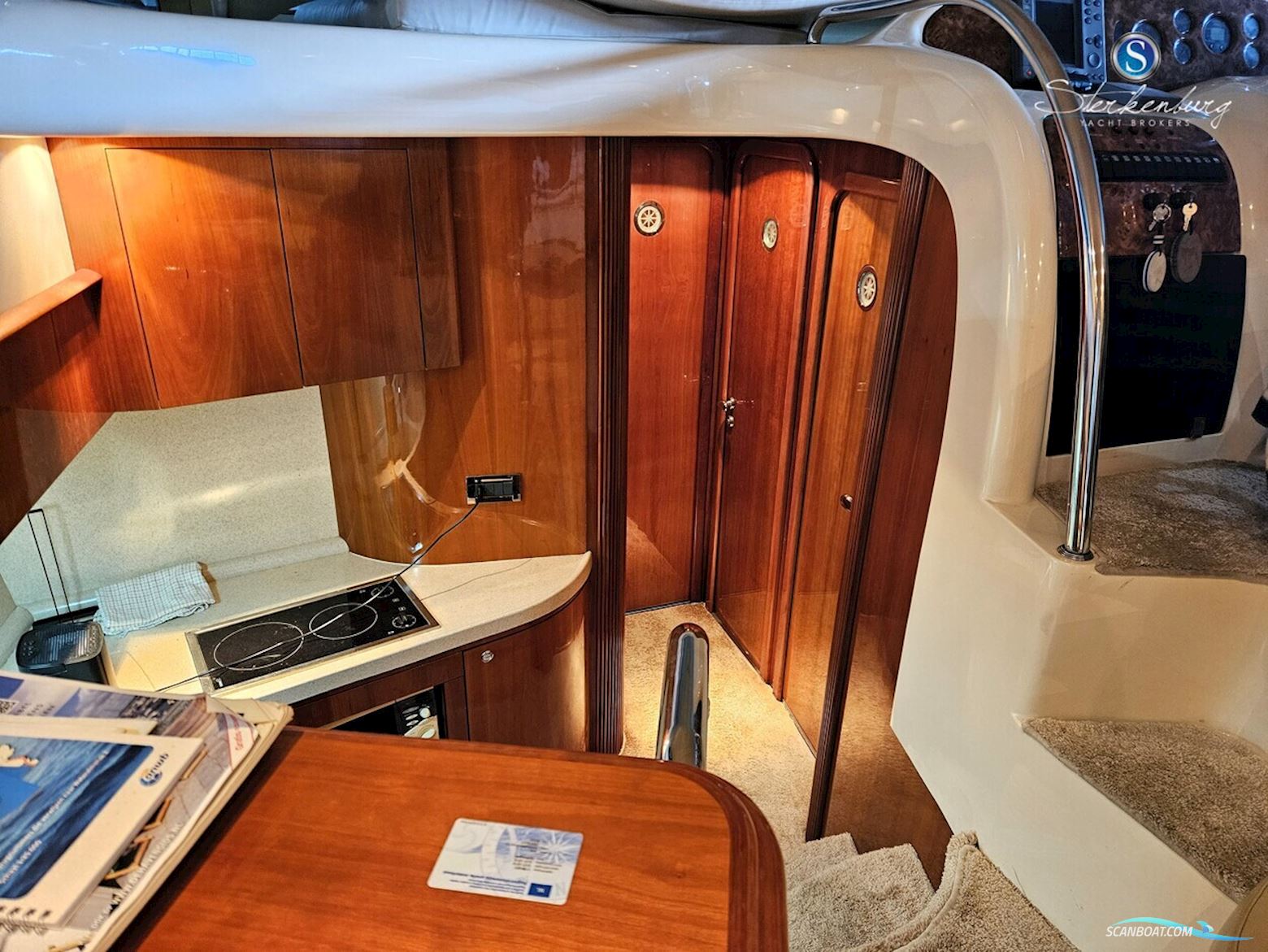 Azimut 42