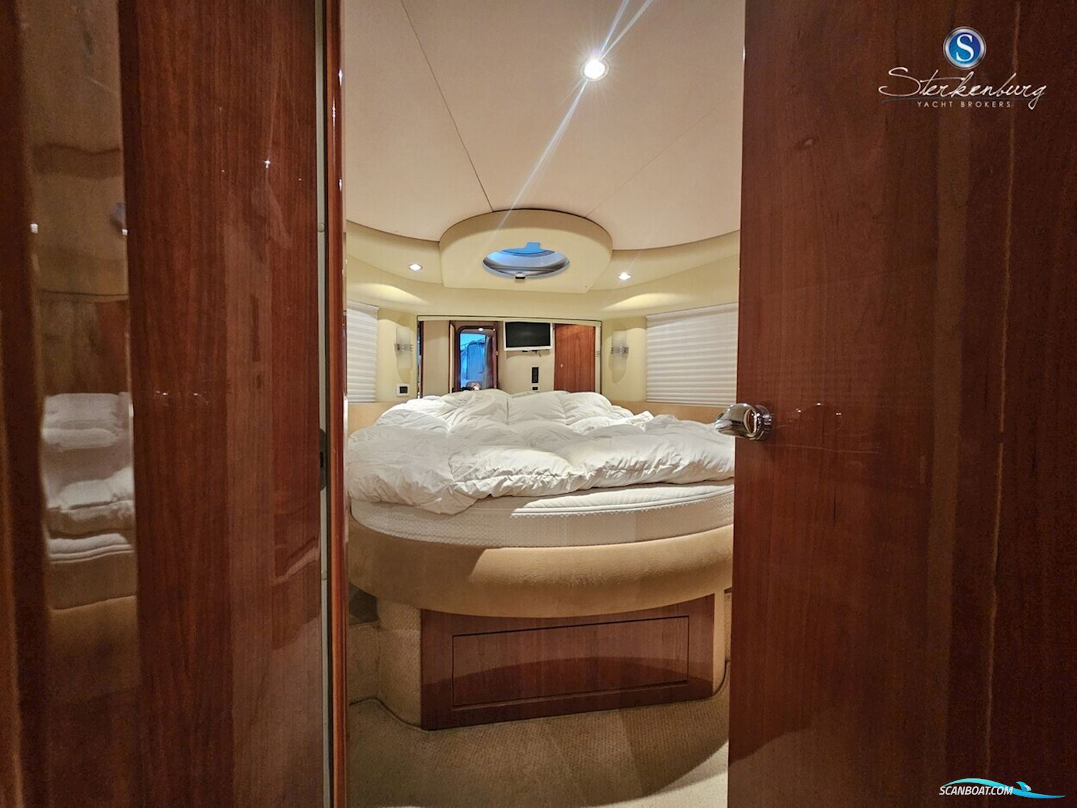 Azimut 42