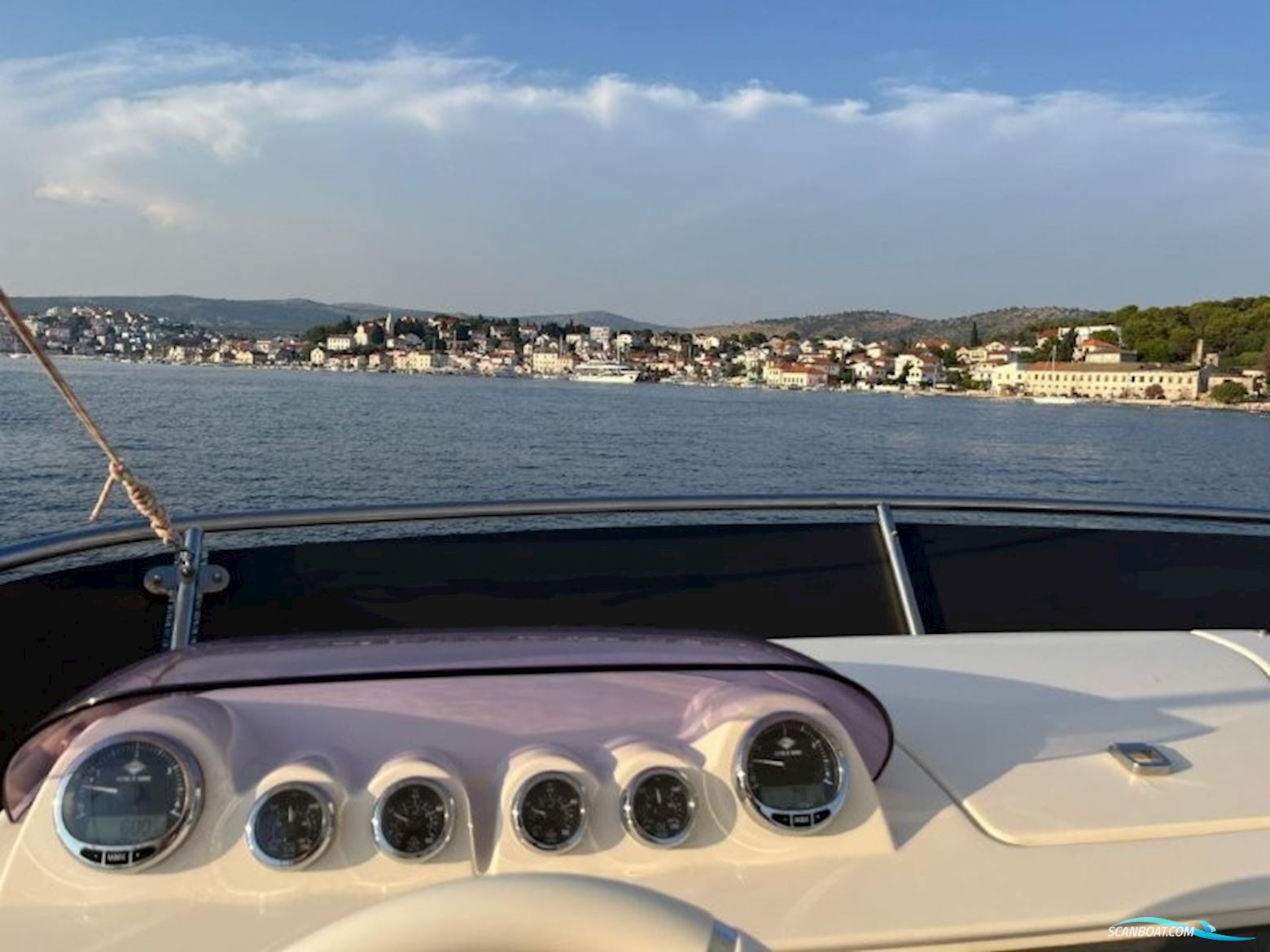 Azimut 43