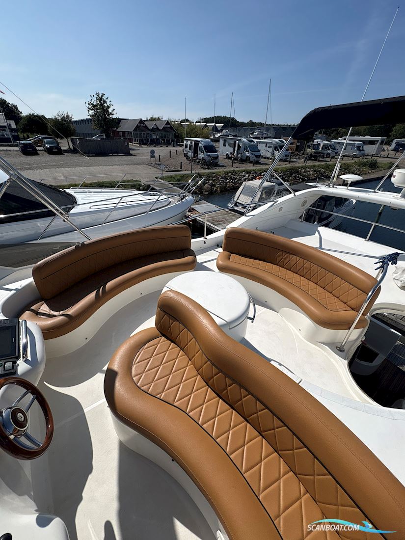 Azimut 46
