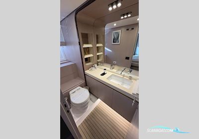 Azimut 60 Fly - Model 2018 Motorboot 2018, mit Volvo Penta D13-900 motor, Kroatien
