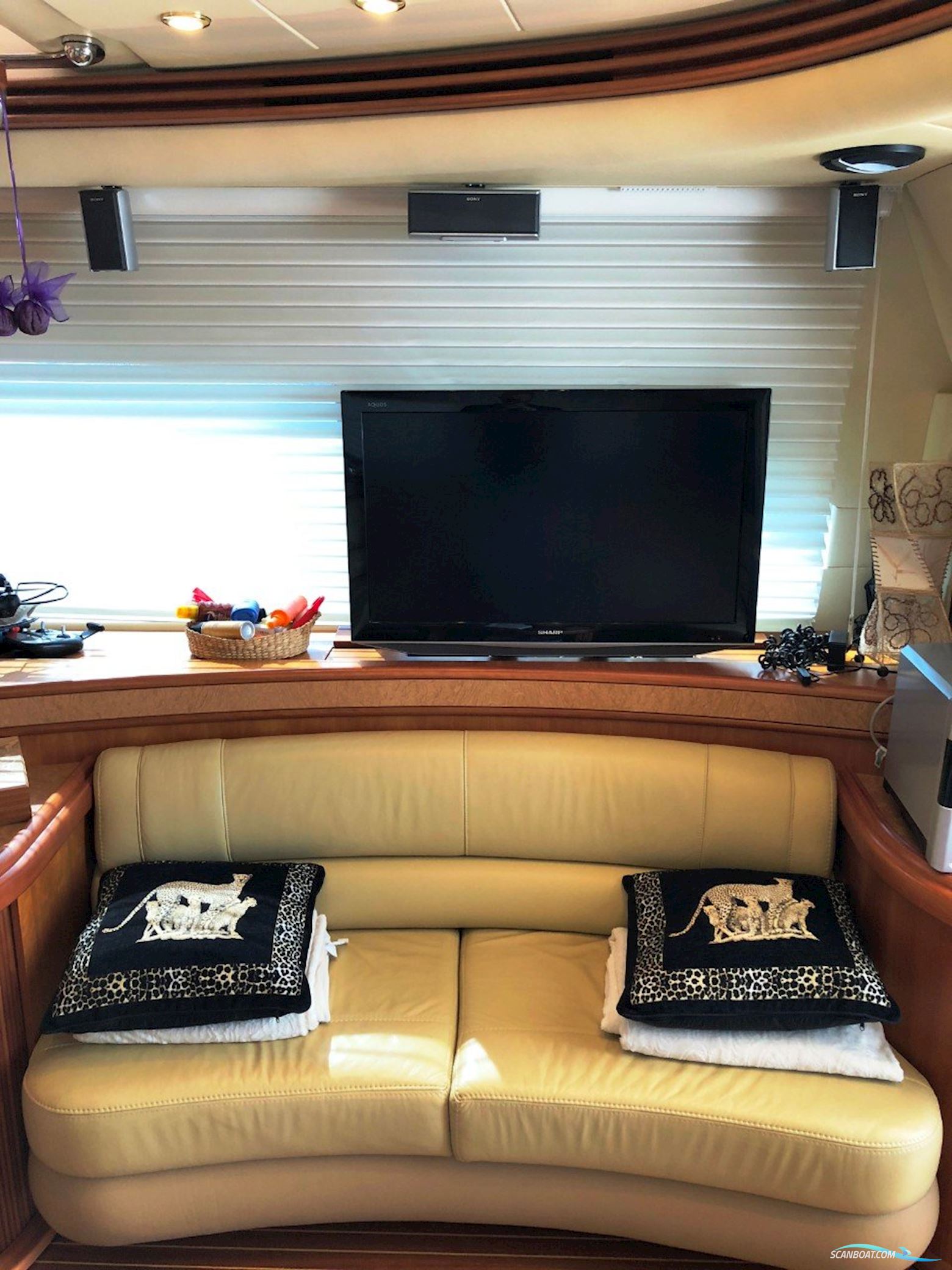 Azimut 68 EVO FLY - BJ. 2008 - 4 KAB.