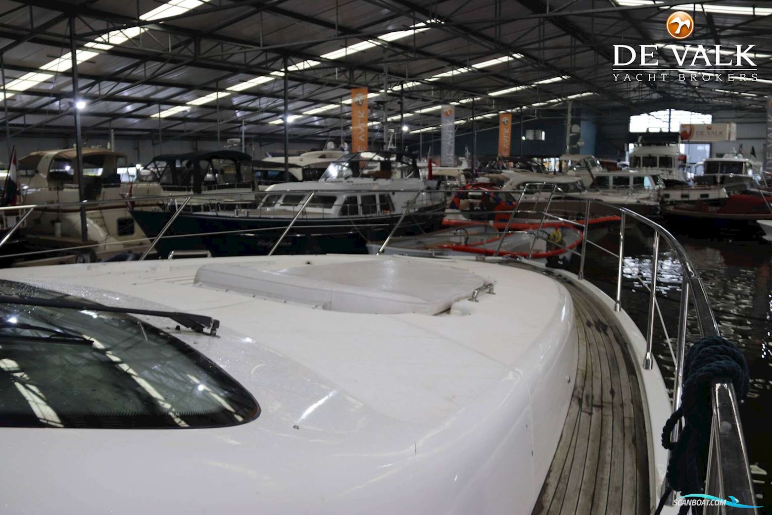 Azimut 68 Plus