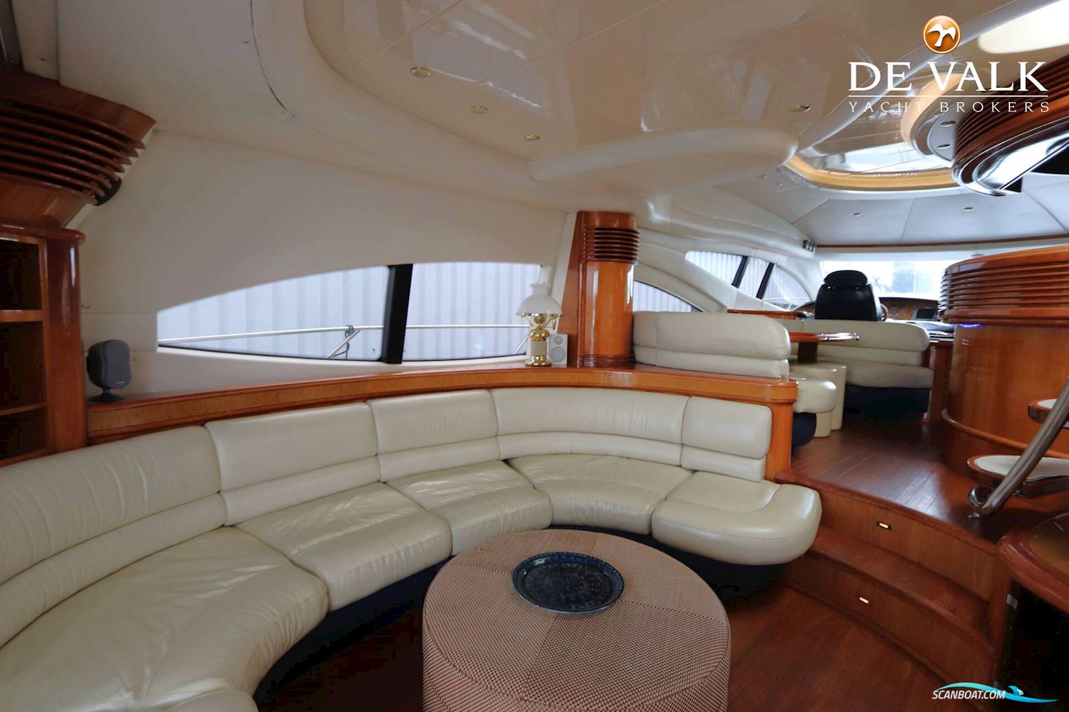 Azimut 68 Plus