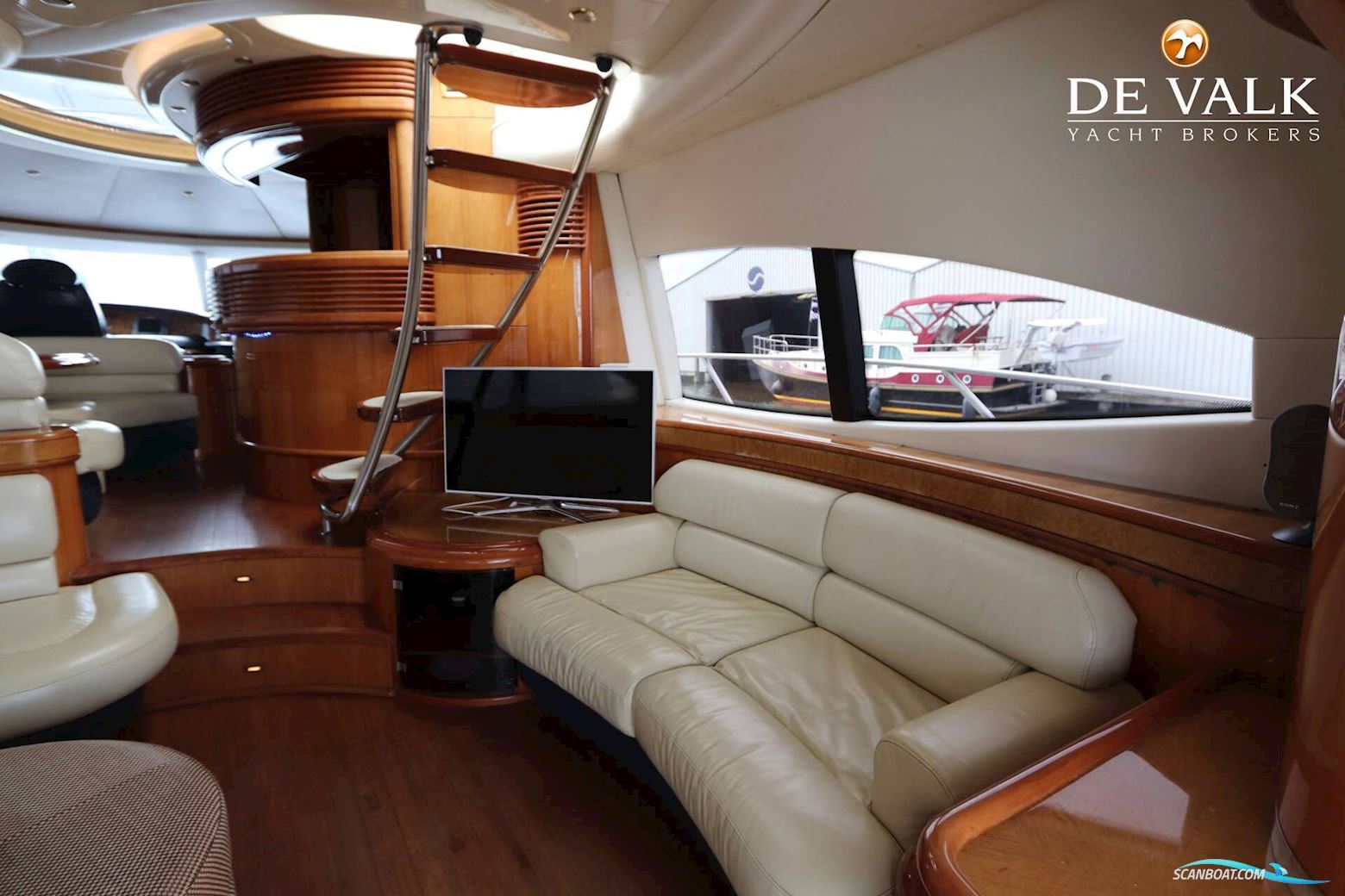 Azimut 68 Plus
