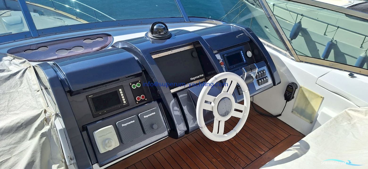 Azimut 75