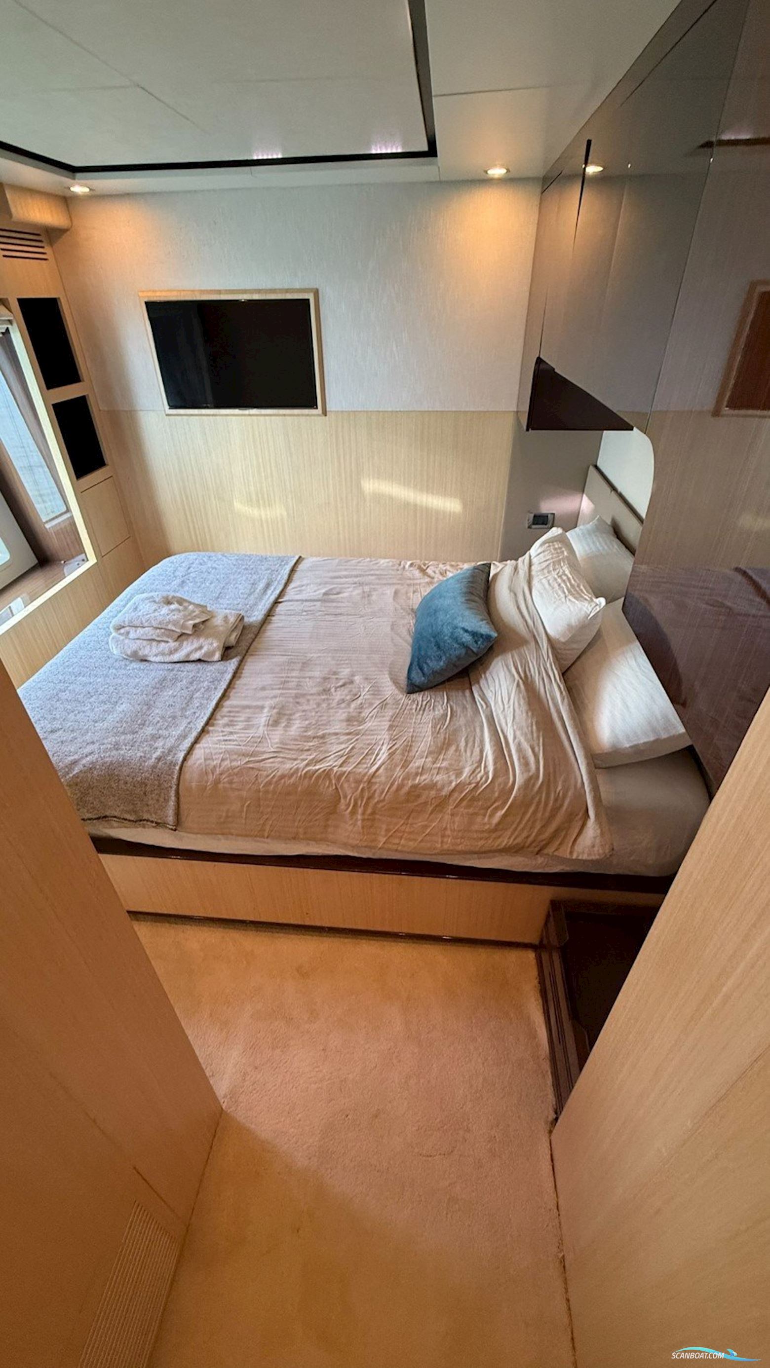 Azimut 84 FLY - 2016