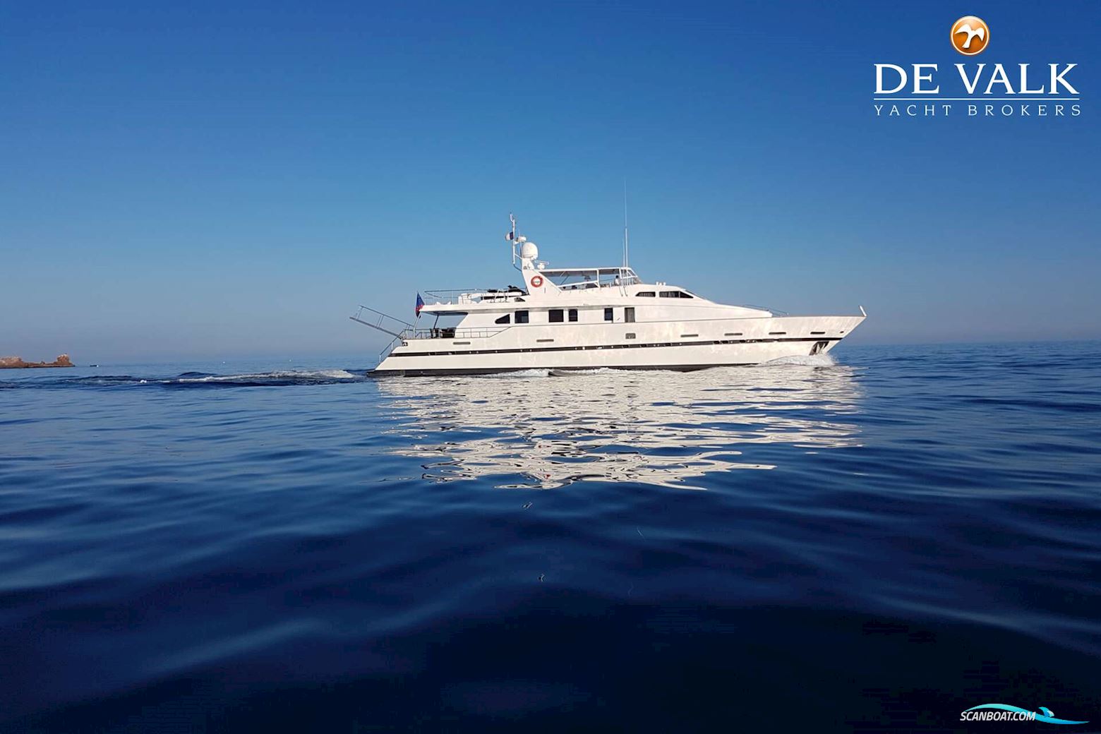 Azimut 90